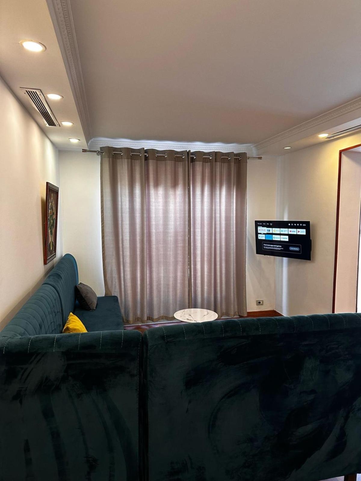 Studio In Bllok Тирана Экстерьер фото
